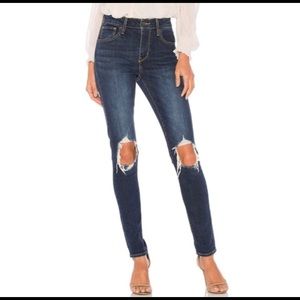 NWT Levi’s 721 High Rise Skinny